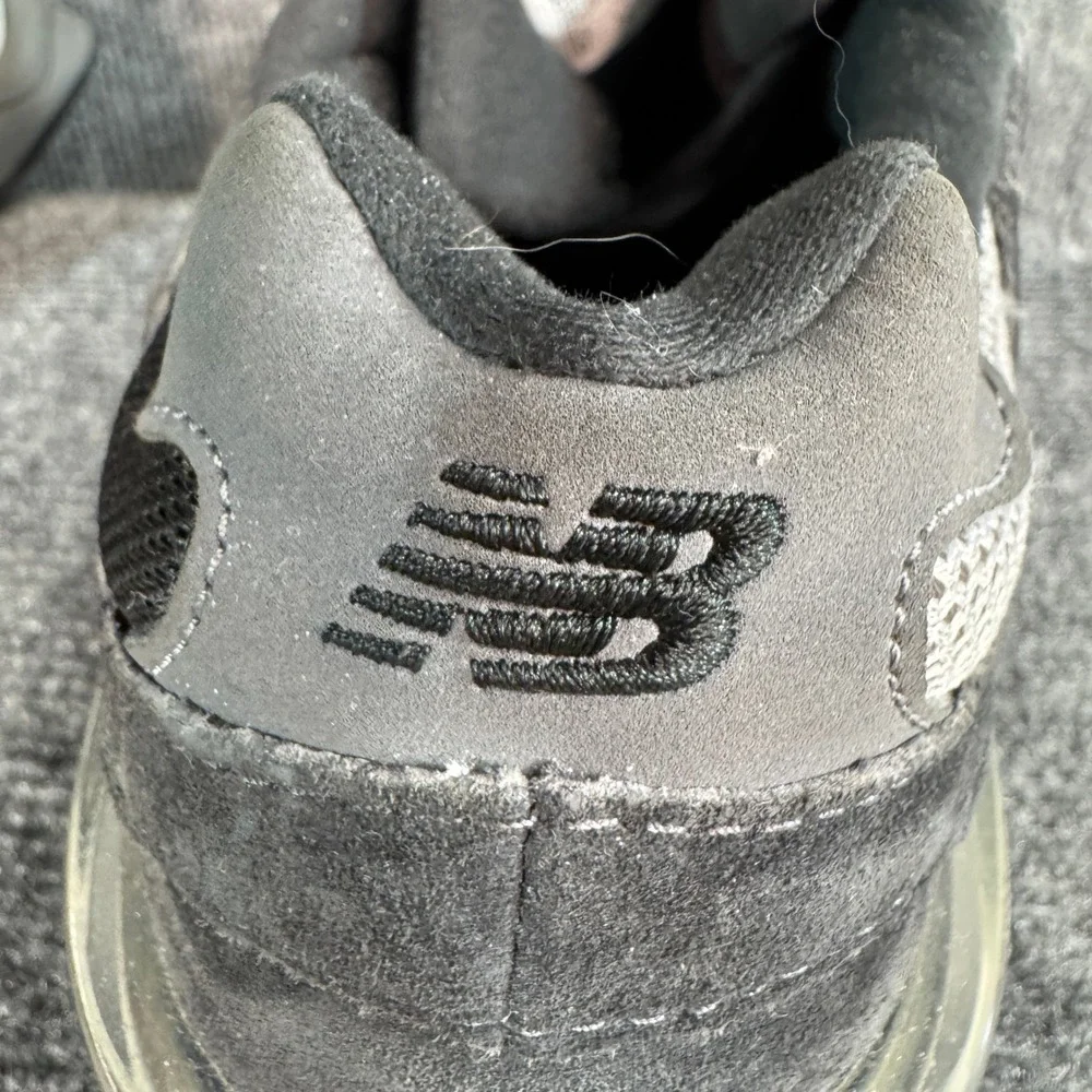 New Balance 9060 Black Castlerock Grey Suede Mesh Sneakers U9060BLK Mens 7
